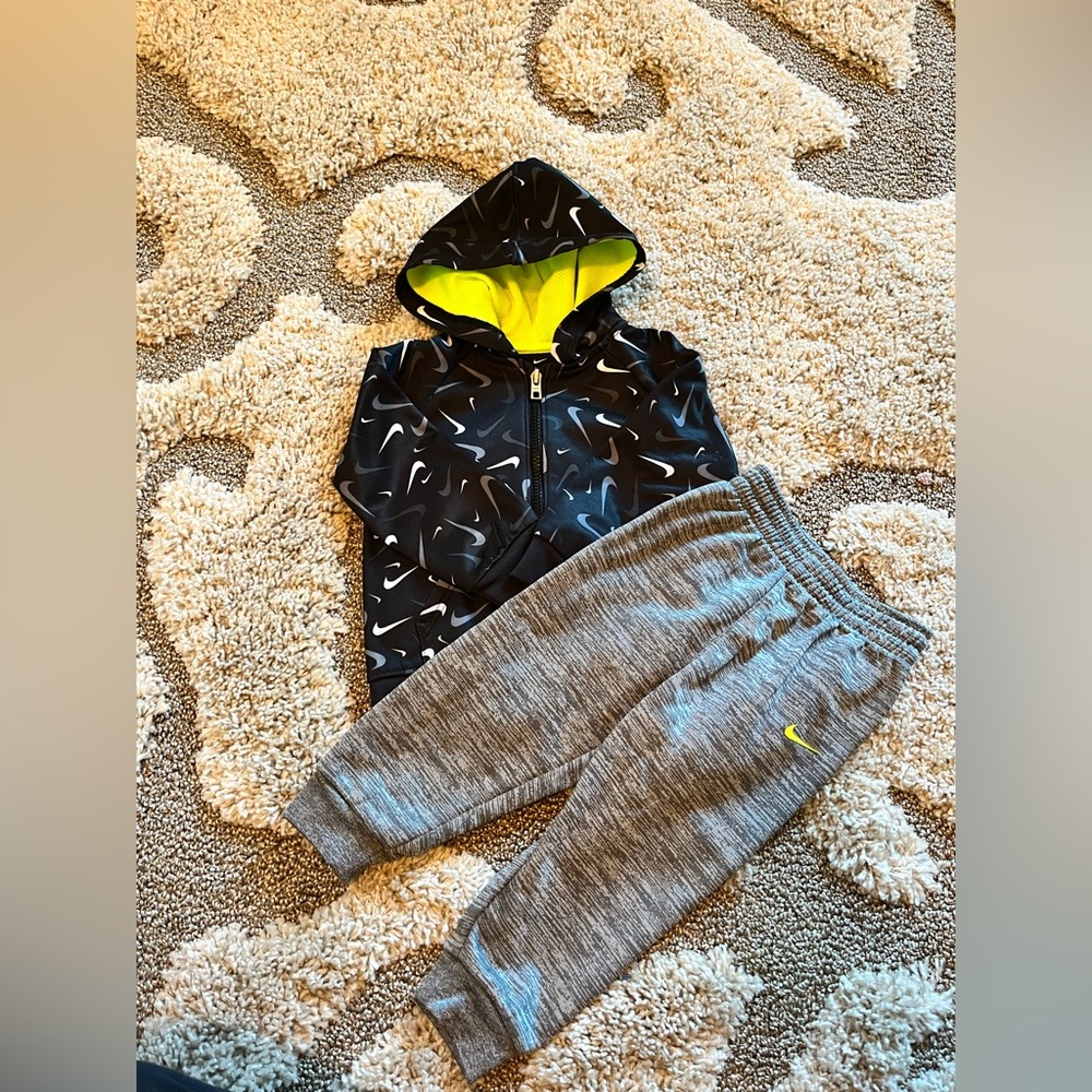 18 month boys Nike Matching set